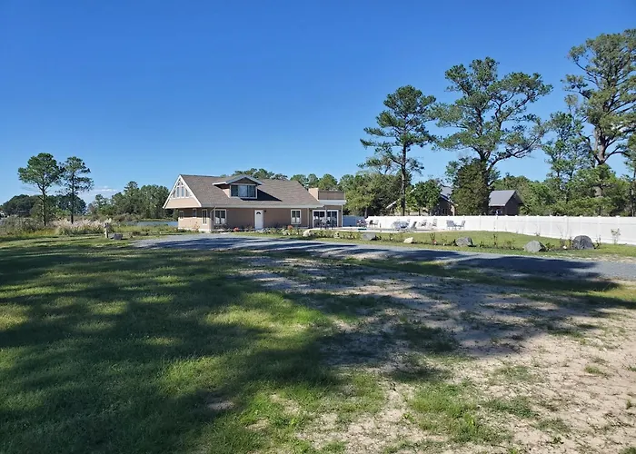 Kingsbay Mansion & Vacation Houses